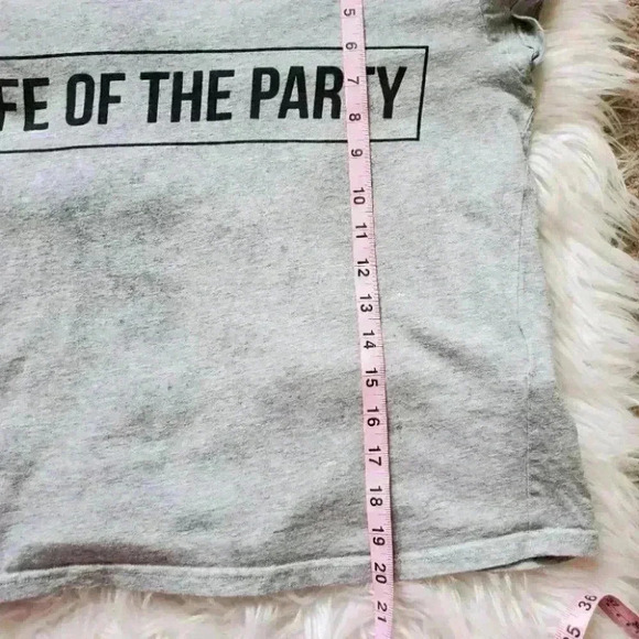 MinkPink life of the party gray short sleeve tee - Picture 7 of 10